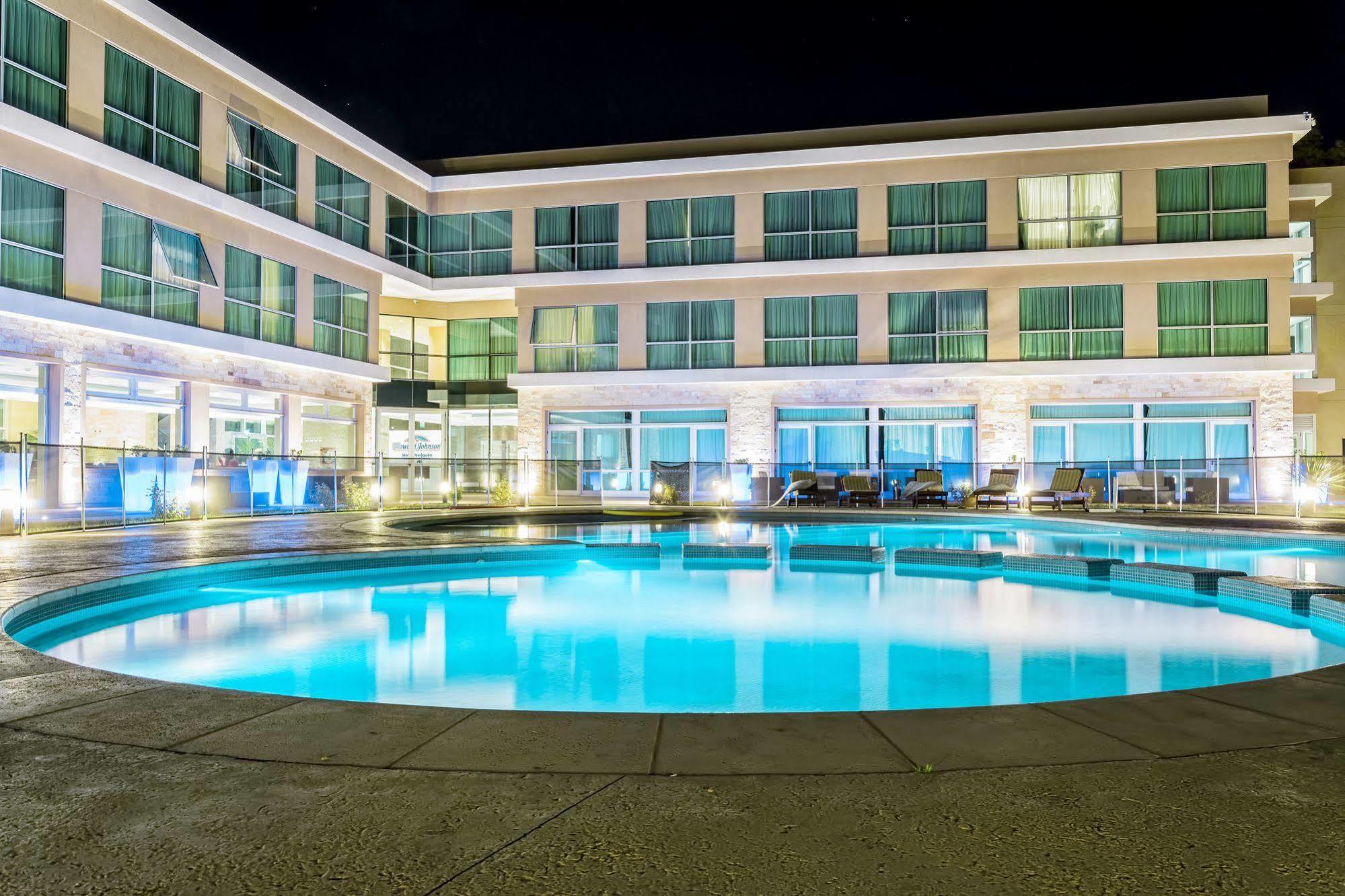 Howard Johnson Neuquén Exterior foto